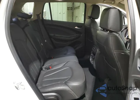 2018 Buick Envision Essence z USA, uszkodzony, nr VIN LRBFX2SA3JD084301